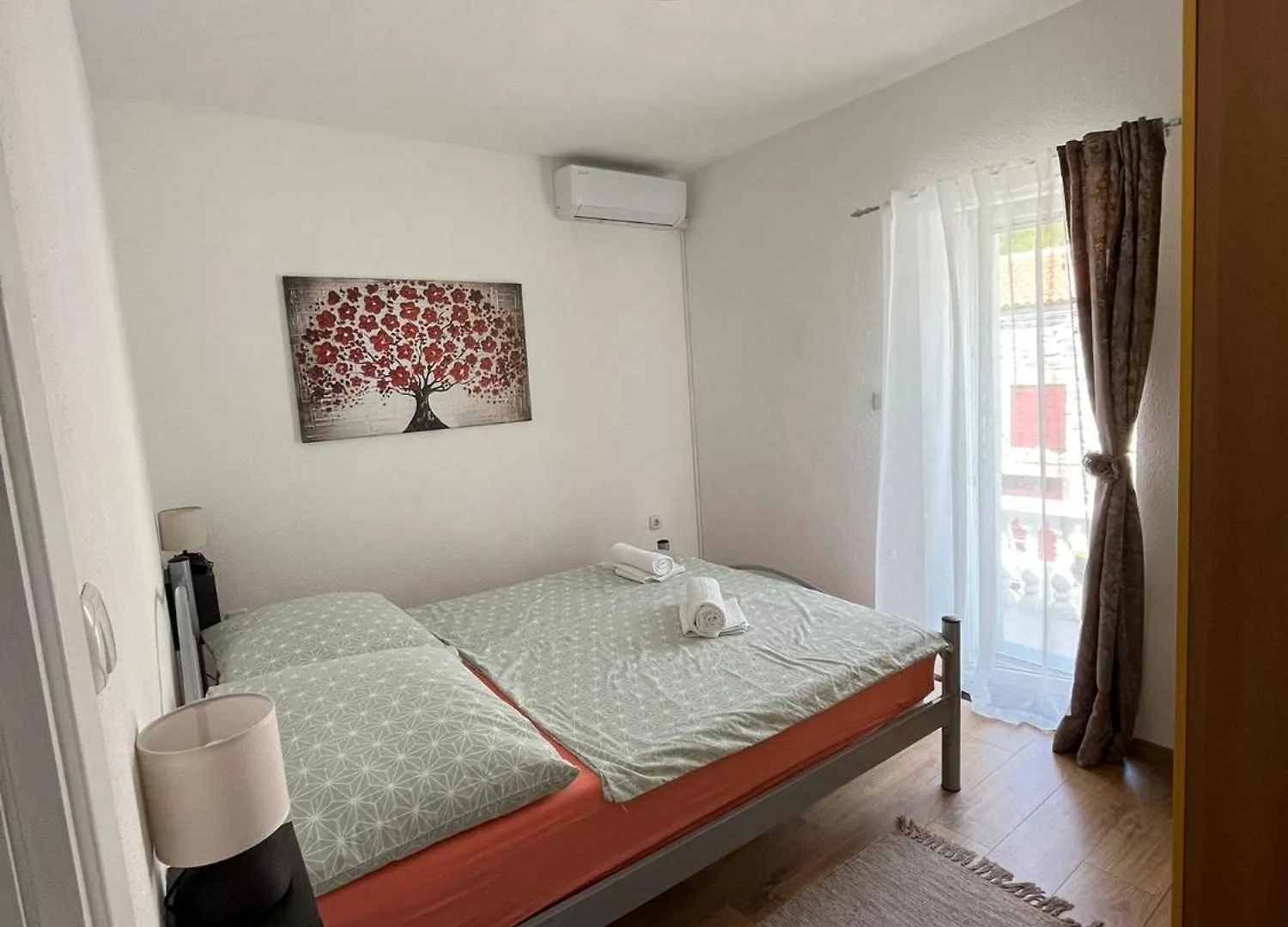 Lukari Vacation Home Drivenik Holiday home