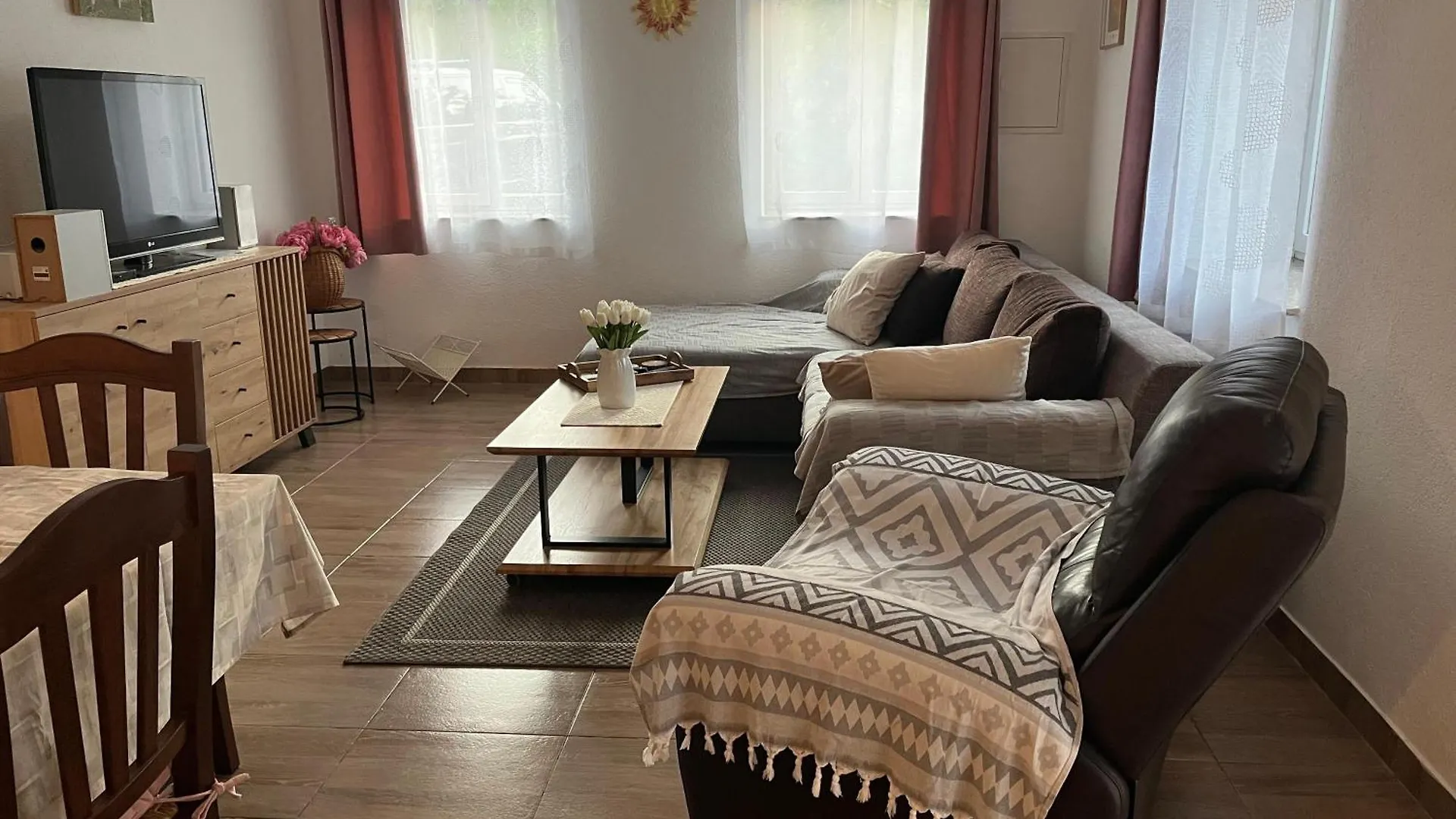 Lukari Vacation Home